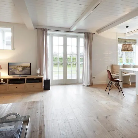 Strandhaus Foehr * Utersum